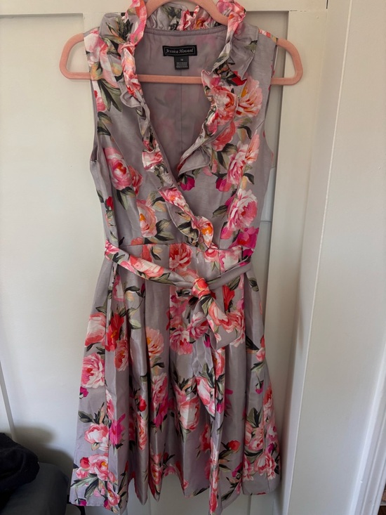 Jessica Howard Dresses & Skirts - Jessica Howard Gray Floral Ruffle Wrap Midi Dress with Pink Blooms